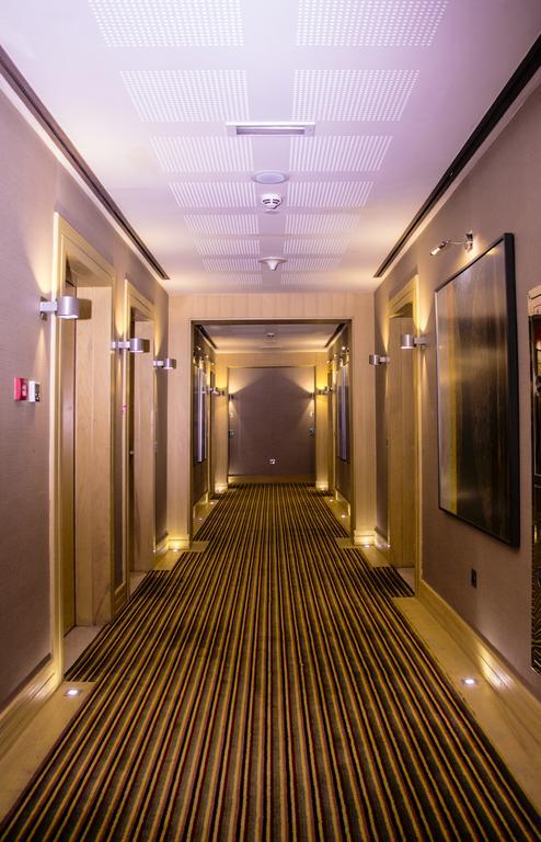 Halo Hotel Дубай Екстер'єр фото